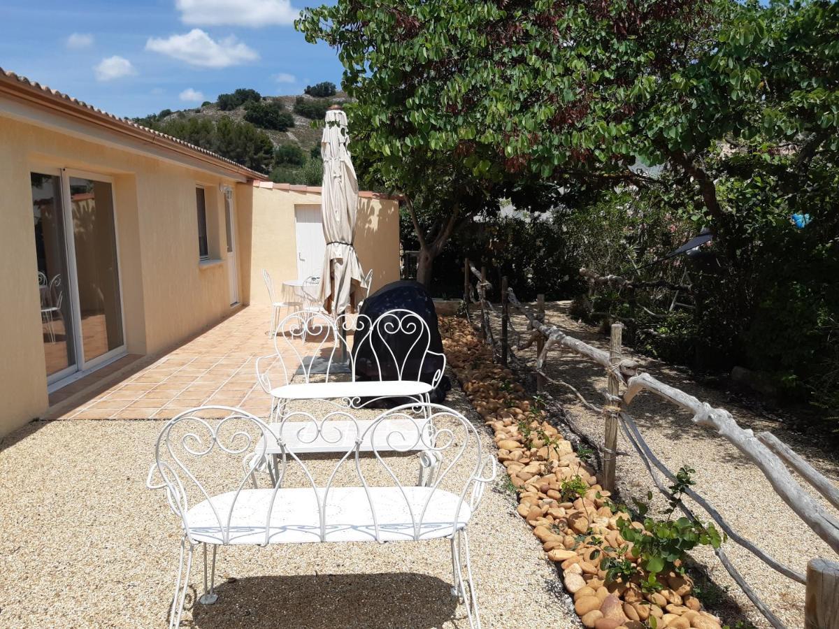 Petite Maison De Campagne Gardoise Theziers Екстер'єр фото