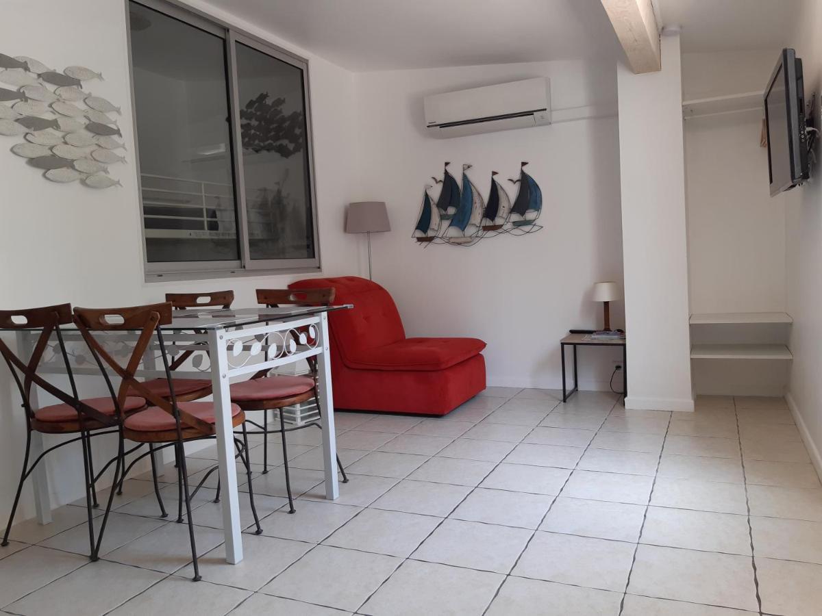 Petite Maison De Campagne Gardoise Theziers Екстер'єр фото